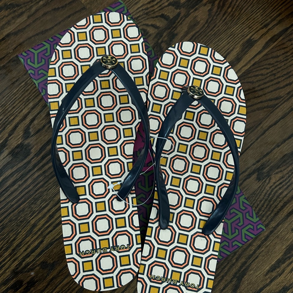 Tory Burch Hexagon Pattern Flip Flops